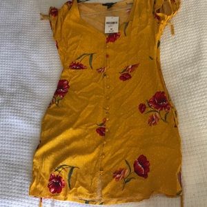 Forever 21 floral dress size Medium